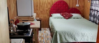 Cabin with tinaja