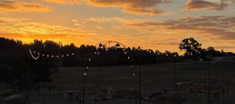 The Starlight Cabin with Spectacular Rural Night Skies - 2 Hours from Sydney