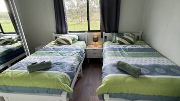 2 bedrooms, WiFi, bed sheets