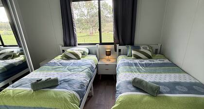 The Starlight Cabin with Spectacular Rural Night Skies - 2 Hours from Sydney