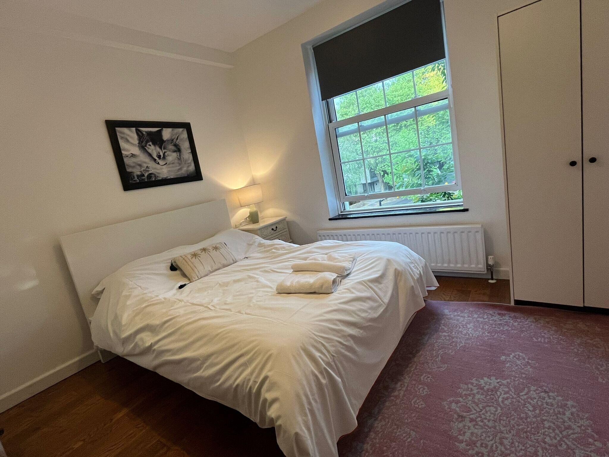 4 chambres, fer et planche à repasser, Wi-Fi, literie fournie