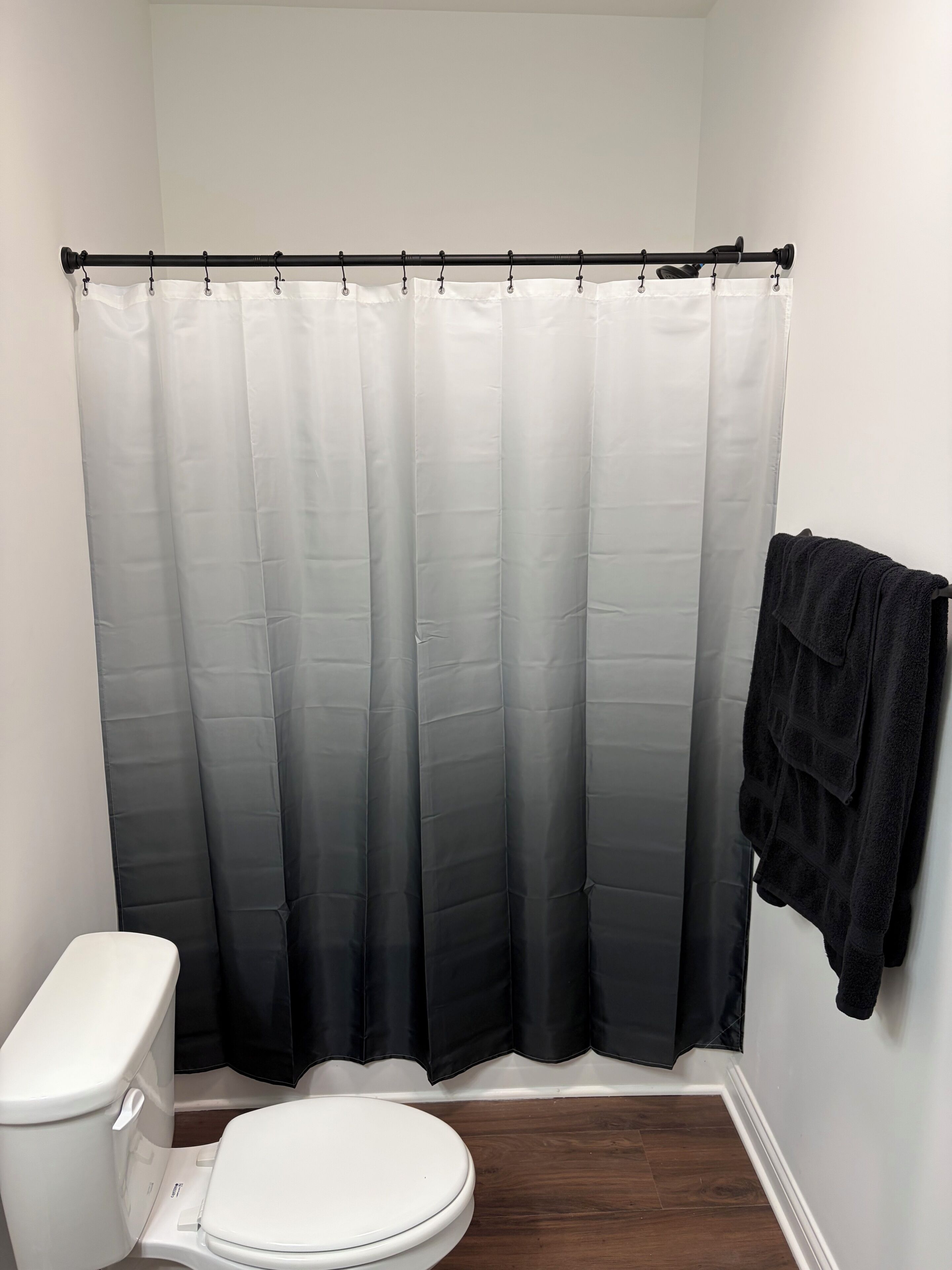 Toallas y papel de baño 