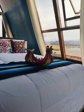 Room - Houseboat on Lake Titicaca (Puno)