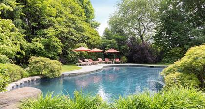 Summerset Villa by Rove - Family Home With Pool & Hot Tub
