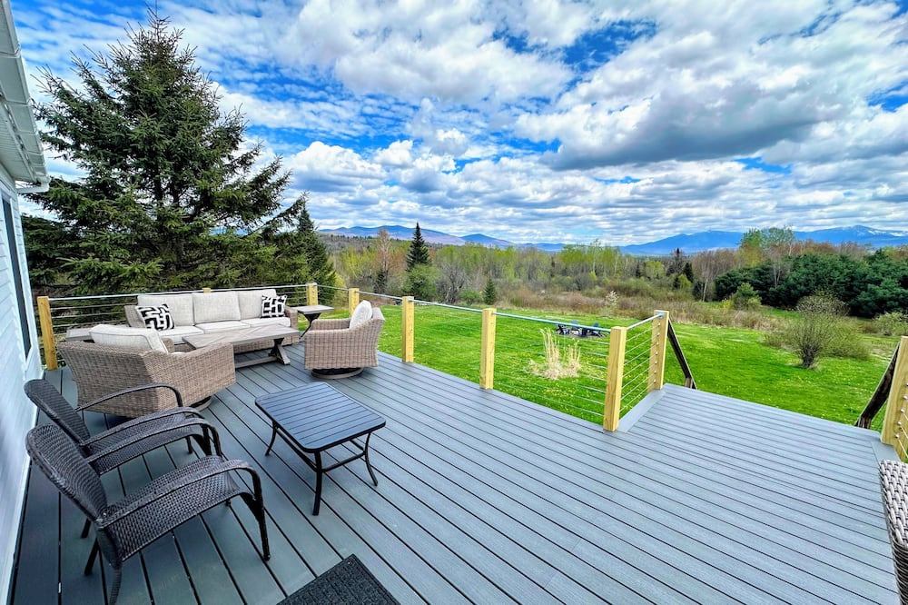 64J Stunning Views - Guildhall, VT