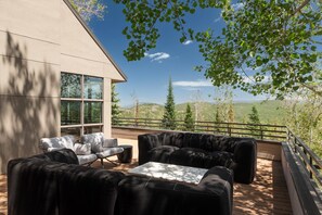 Interior - Timberline Lodge 6BR With Hot Tub, Patio & Views (Snowmass Village)