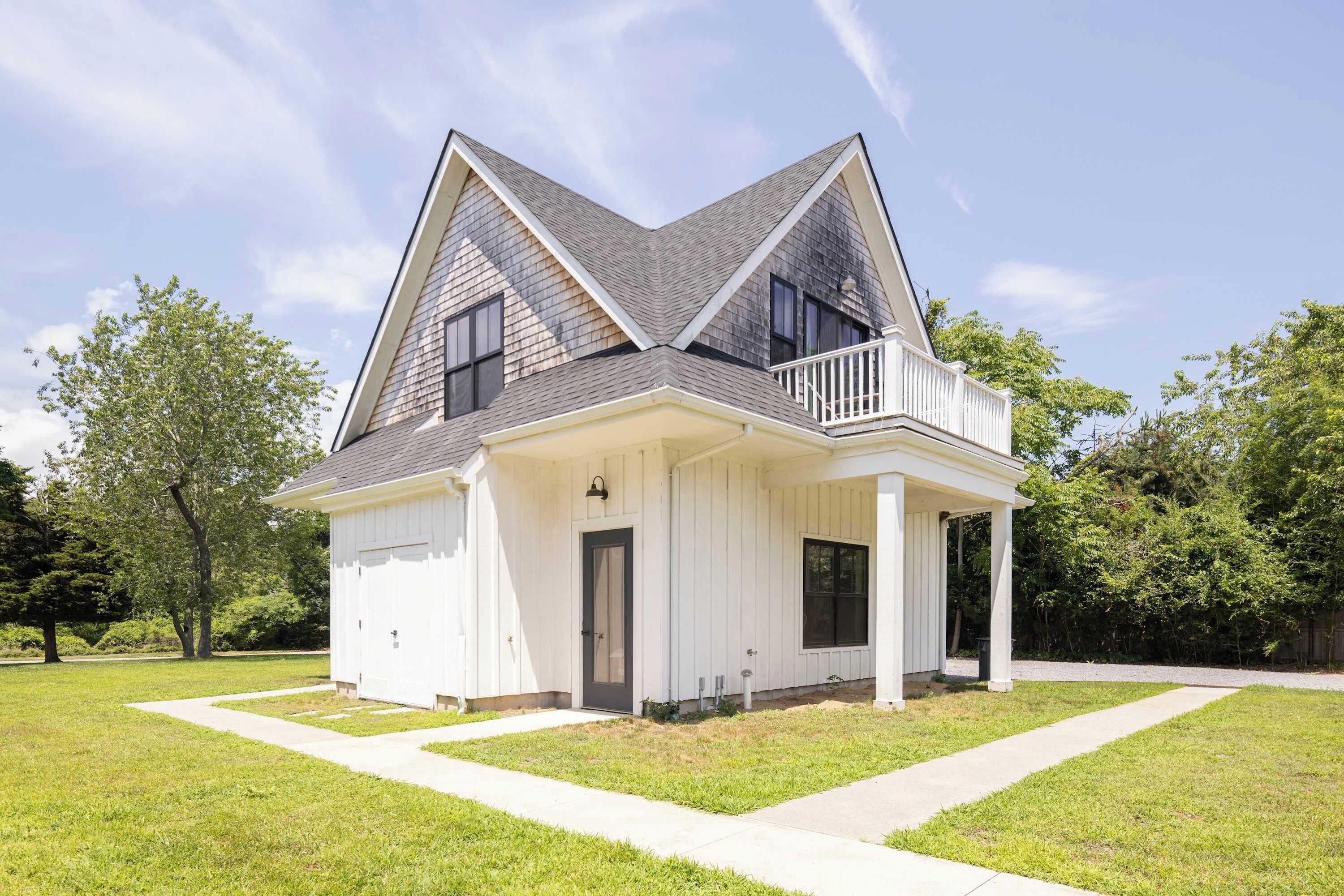 House (6 Bedrooms) | Interior