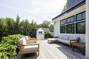 Interior - Sandpoint by Rove Travel 6BR Family Home w Pool (Shelter Island)