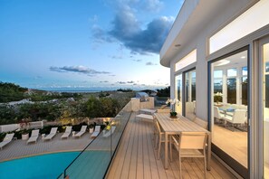 Villa (Multiple Bedrooms) | Interior