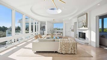Villa (Multiple Bedrooms) | Bahagian dalam