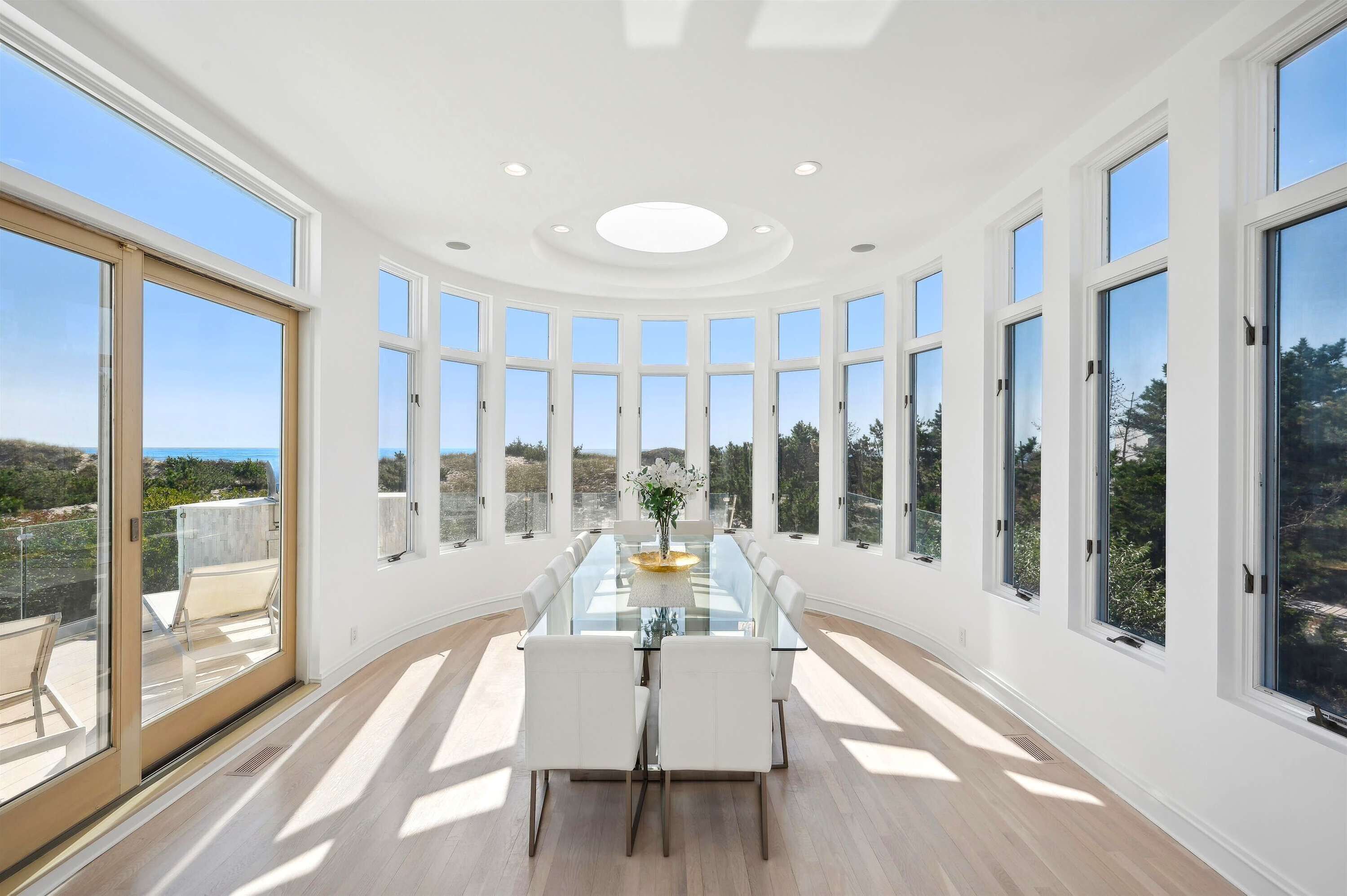 Vila (Multiple Bedrooms) | Interior