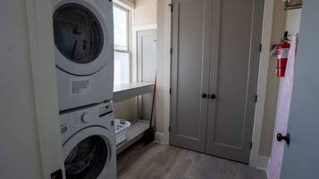 Apartemen (6 Bedrooms) | Interior
