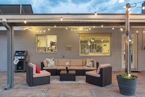 Interior - Spacious Scottsdale Retreat With Pool (Tempe)