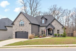 Interior - The Clubhouse 2296 Colston Dr (Clarksville)