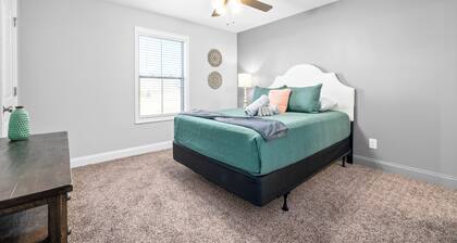 Unit #908 Peachers Place Townhomes!