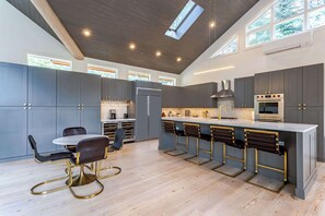 Interior - Brooksaw Aspen Lux Aspen Home w Mountain Views (Aspen)