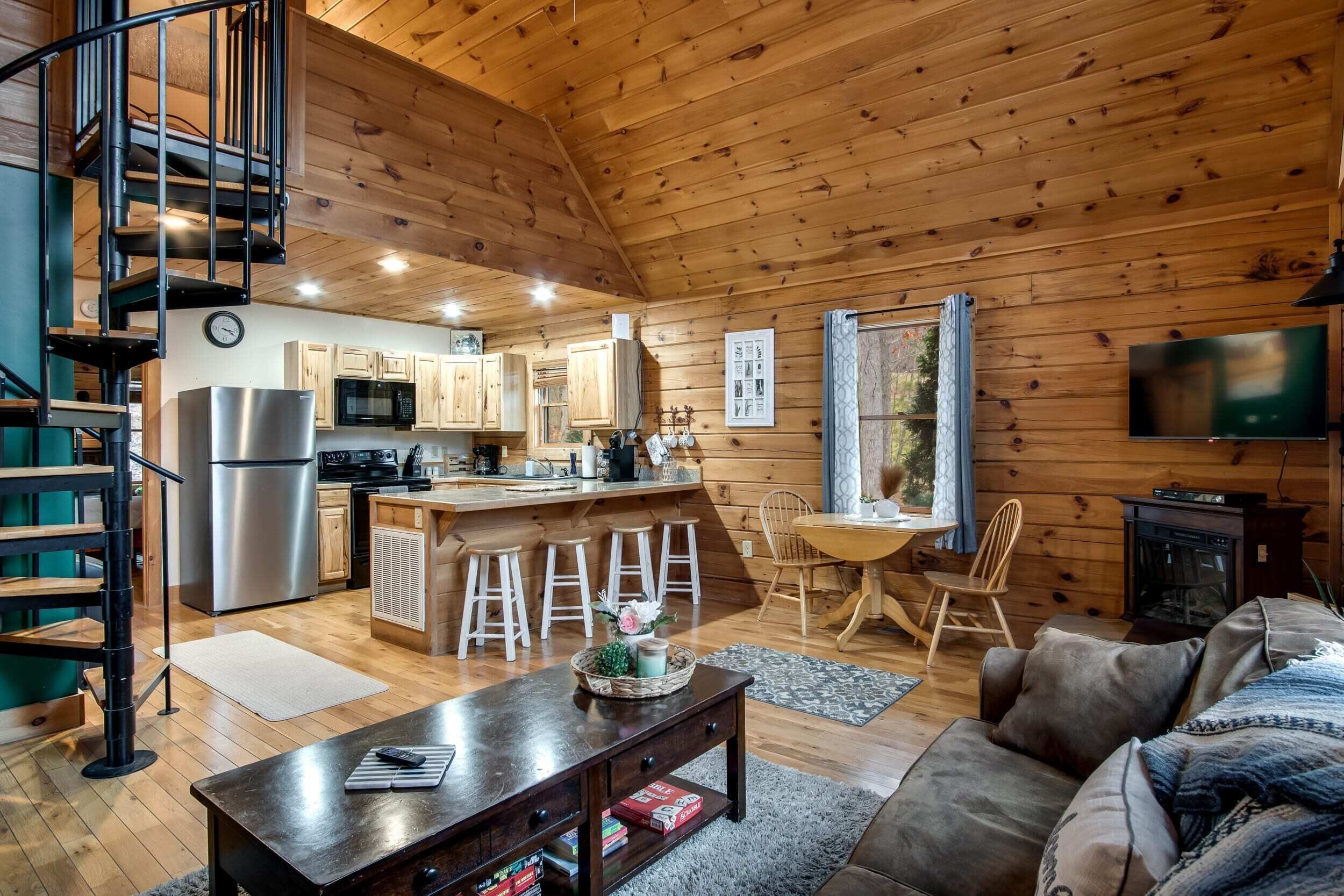 Chalet (2 Bedrooms) | Interior