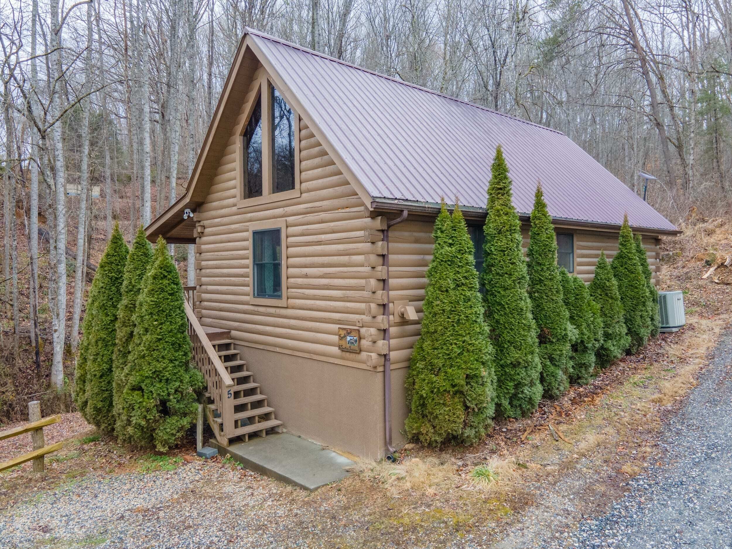 Chalet (2 Bedrooms) | Interior