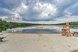 Interior - Bright 4BR Home in Big Bass Lake (Gouldsboro)