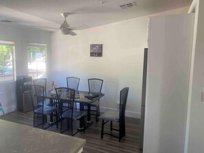Interior - @ Marbella Lane - Majestic Desert Mountain Views (Desert Hot Springs)