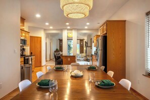 Interior - Slope View (Parkdale)
