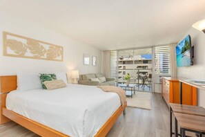 Interior - @marbella Lane - Stylish Island Stay w/ City Views (Honolulu)