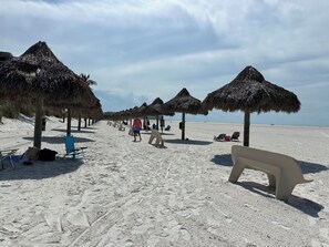 Beach - Canal-Front Sunset Oasis + Pool + Boat Dock Marco Island (Marco Island)
