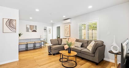 Marbella Lane - Serene Haven Retreat 3BR