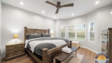Villa (4 Bedrooms) | Interior