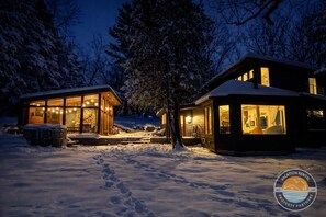 Interior - Lakefront 4-bedroom Retreat With Hot Tub (Elkhorn)
