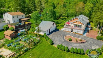 House (5 Bedrooms) | Front of property