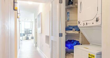 Downtown Silver Spring 2BR Skyline Balcony Suite Walkable to DC Metro Luxepad