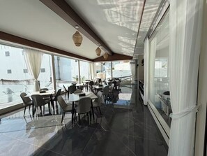 Dining - Anthiya Seaview Villa Hotel Phuket (Mueang Phuket District)