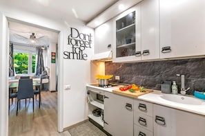 Coffee/tea maker, fridge, microwave, stovetop - Apt Suite 125 shared pool & sun terrace, Gardone Riviera, Italy (Gardone Riviera)