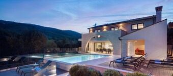 Villa Valmata Adriatic Pearl /w Pool & Wellness, Labin, Croatia