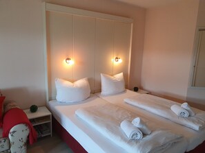 Room - Idyllische Ferienwohnung mit Blick auf die Donau by Interhome (Obernzell)