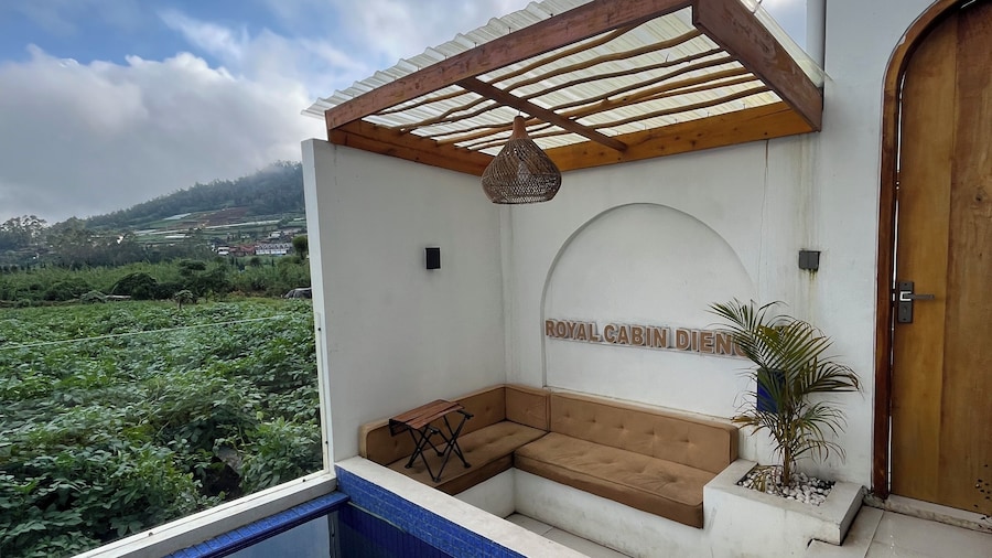 The Ridge Villas by Royal Cabin Dieng
