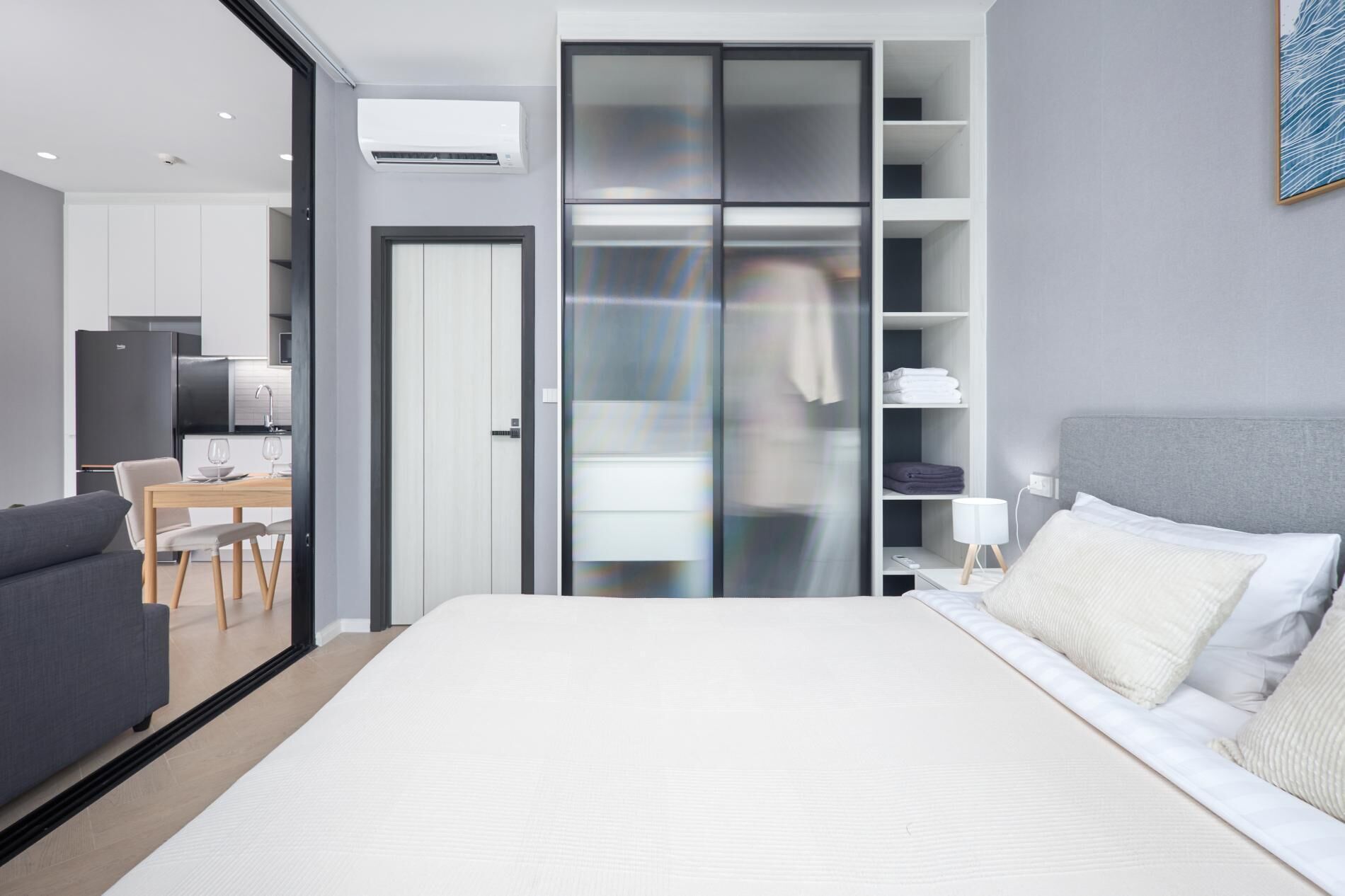 1 chambre, fer et planche à repasser, Wi-Fi, draps fournis