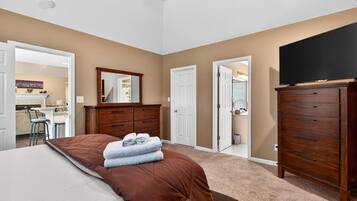 3 bedrooms, iron/ironing board, WiFi, bed sheets