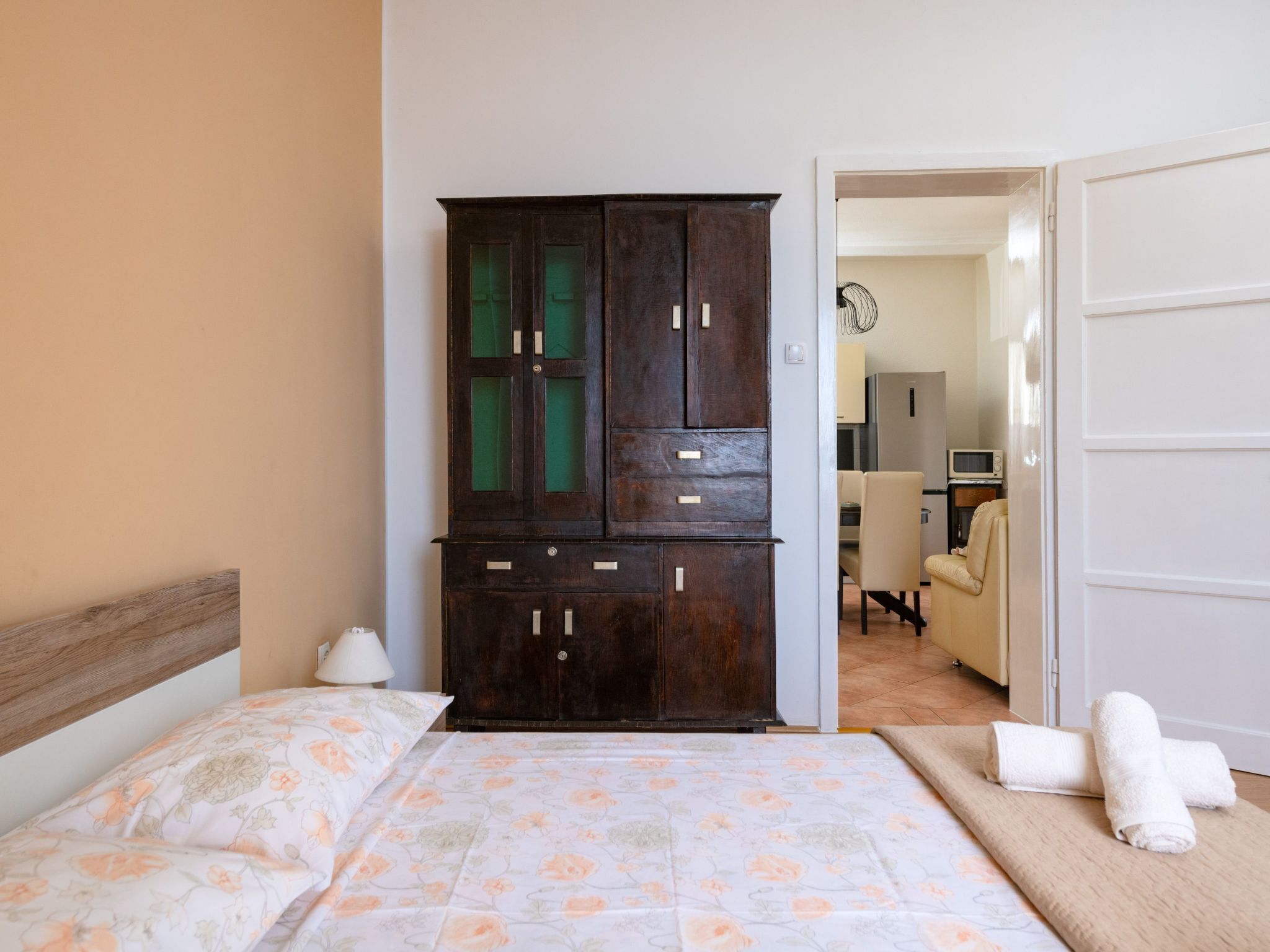 2 bedrooms, internet