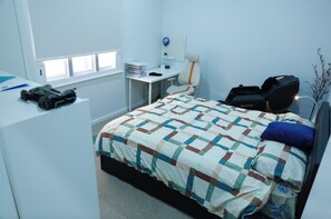 Room - Private Home · Free Parking · Near CBD"

Share

Save (Maidstone)