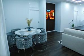 Dining - Private Home · Free Parking · Near CBD"

Share

Save (Maidstone)