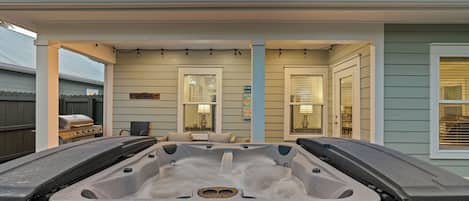 House (3 Bedrooms) | Front of property