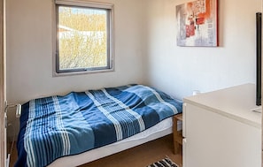3 bedrooms, travel cot, free WiFi