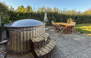 Outdoor dining - Gorgeous home in Stubbekøbing with WiFi (Stubbekøbing)