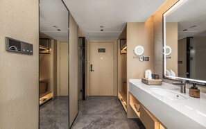Comfort Twin Room | Bathroom - Mehood Lestie Hotel Lanzhou Wanda Plaza (Lan Zhou Shi)