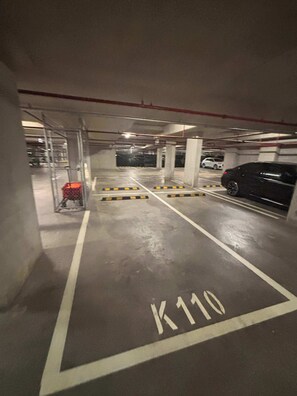 Property grounds - Stylish CBD Stay | Parking, Courtyard, Walk Everywhere (Newcastle)