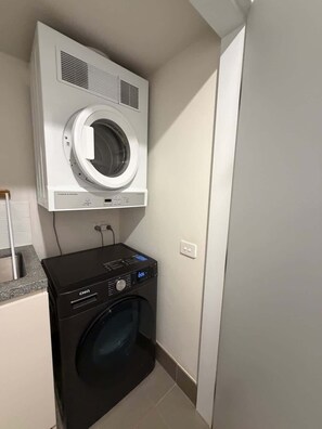 Interior - Stylish CBD Stay | Parking, Courtyard, Walk Everywhere (Newcastle)