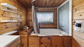 Interior - Jack's Cabin by Avantstay Private Hot Tub + Fire Pit + Mountain Views Near Smokies (Townsend)