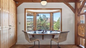 House (4 Bedrooms) | Interior - Timber & Rock Retreat by Avantstay Hot Tub + Outdoor Dining + Firepit Near Bell Rock Trails (Sedona)